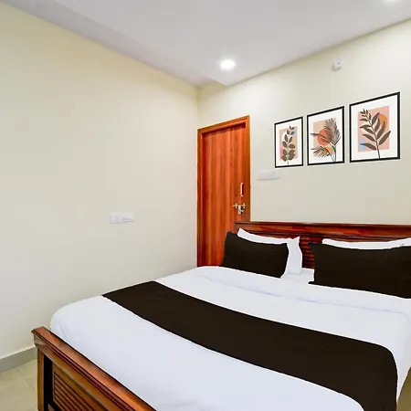 Super Hotel 83097 O R Inn